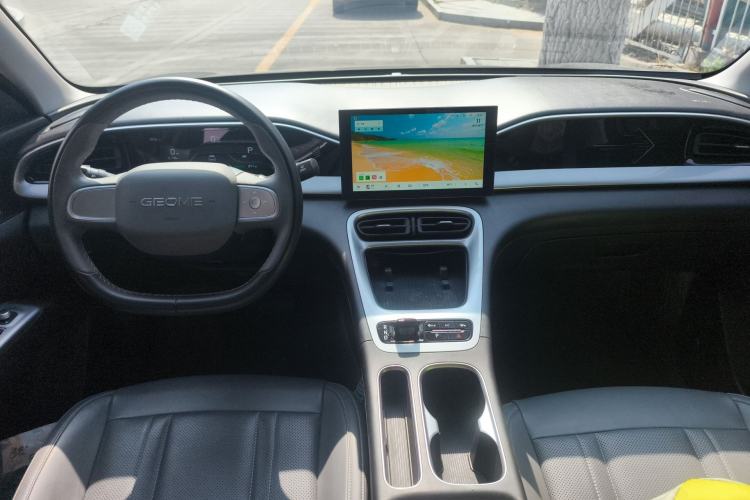 Used Geely Galaxy Geome 2025 310km Youth Edition Center Console