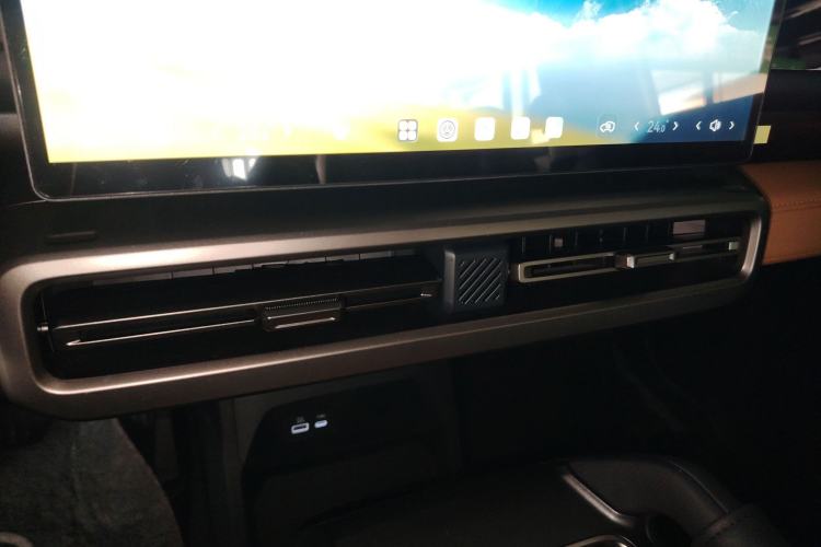 Used Chery Fulwin X3L 2025 Model 215 Smart Driving Edition
