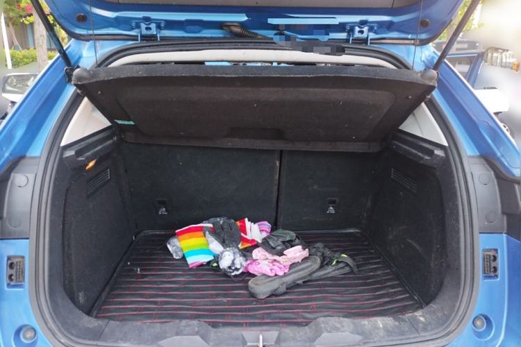 Used Haval H2s 2017 Red-Label 1.5T Dual-Clutch Luxury Model Trunk