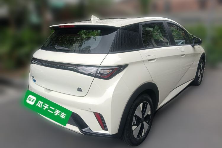 Used BYD Dolphin 2023 420 km Fashion Edition
