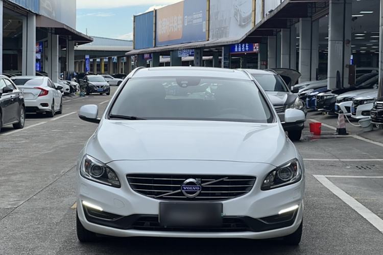 Used Volvo V60 2017 T5 Zhiyi Edition China V Standard