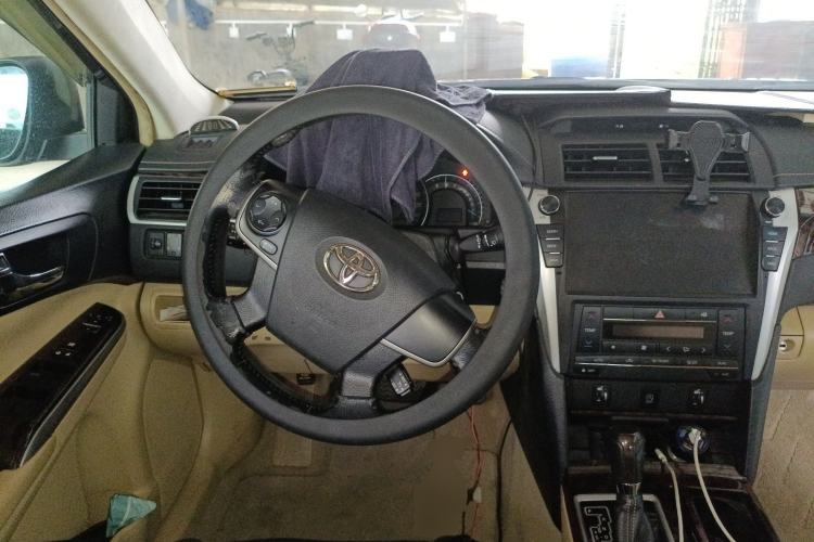 Used Toyota Camry 2016 2.0G 10th Anniversary Leading Edition