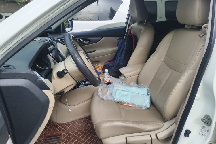 Used Nissan X-Trail 2014 2.0L CVT Comfort Edition 2WD Left Front Seat