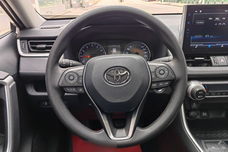 Used Toyota Wildlander 2020 2.0L CVT 4x4 Luxury Edition Steering Wheel