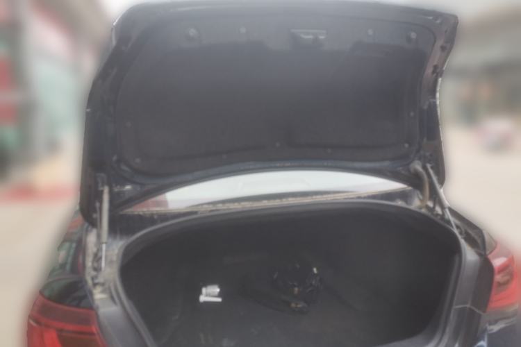 Used Infiniti Q70 2015 Q70L 2.5L Elite Edition Trunk