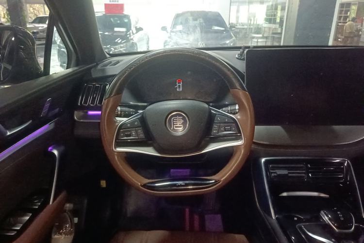 Used BYD Tang New Energy 2021 DM-i 112KM Prestige Model
