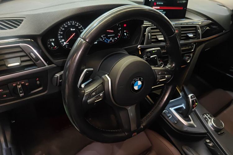 Used BMW 3 Series 2018 320Li Leading Model M Sport Package
