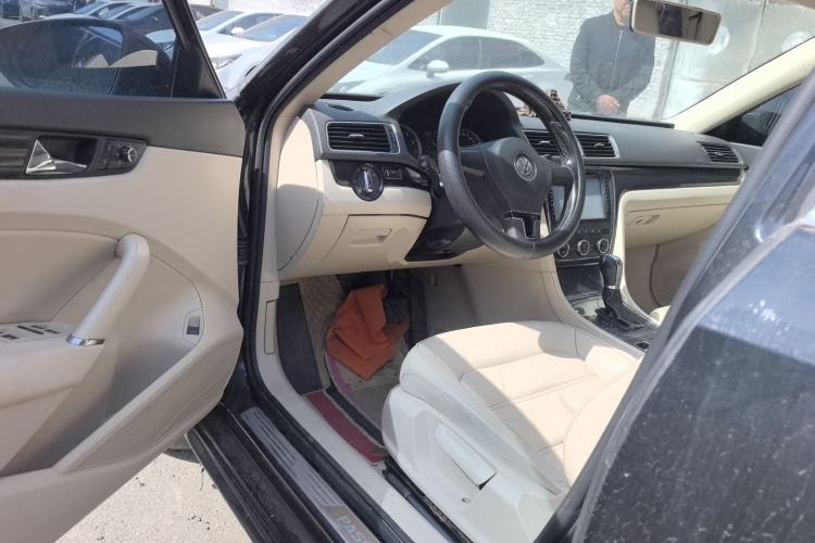 Used Volkswagen Passat 2014 1.4TSI DSG Prestige Edition Driver Seat