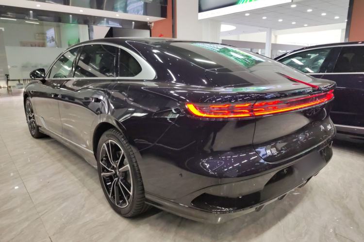 Used VOYAH PASSION 2024 PHEV Four-Wheel Drive Ultra-Long Range Flagship Model
