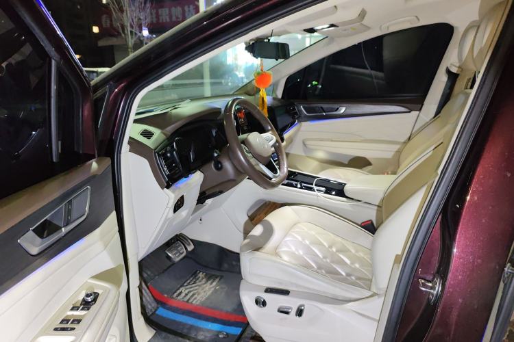 Used Volkswagen Viloran 2022 380TSI Prestige Edition Driver Seat