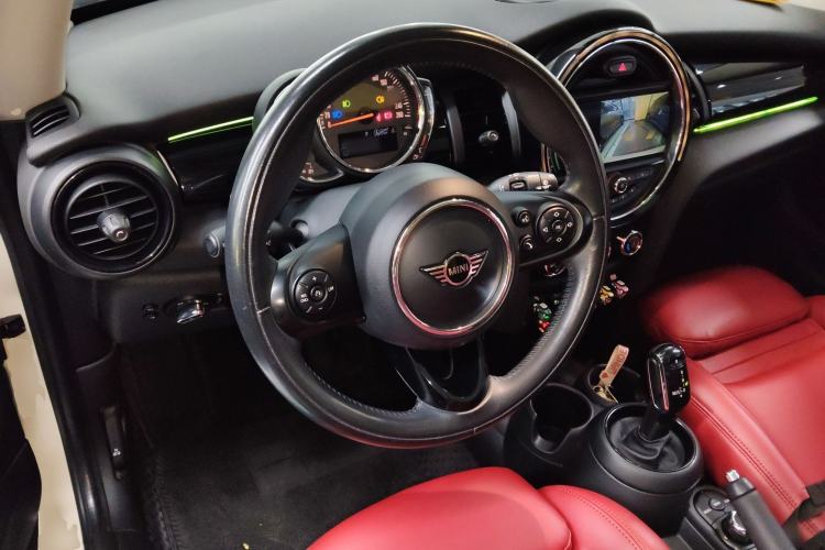 Used MINI MINI 2019 1.5T COOPER Classic Edition
