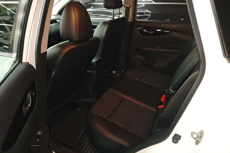 Used Nissan Qashqai 2016 2.0L CVT Luxury Edition
