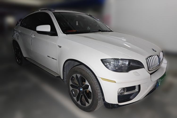 Used BMW X6 2014 xDrive35i Sport model Front Right 45 Deg