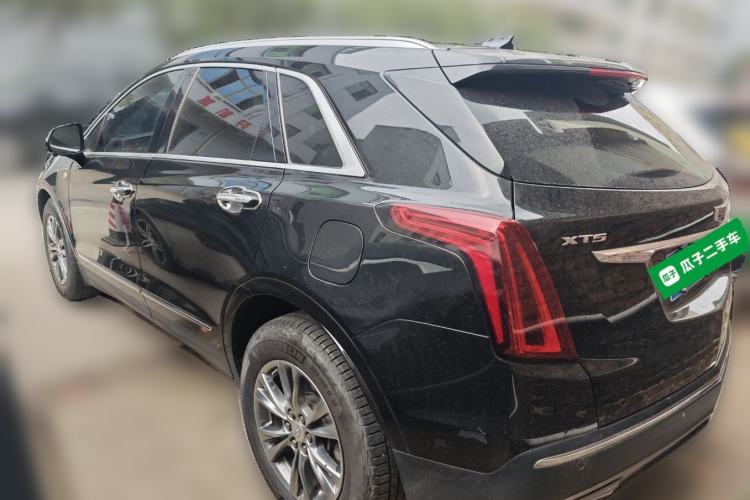 Used Cadillac XT5 2020 28T Luxury Version Rear Left 45 Deg