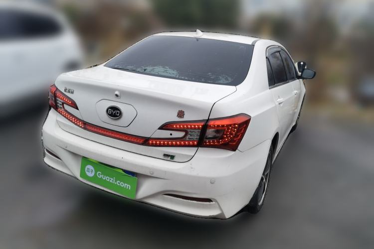 Used BYD Qin New Energy 2014 1.5T Flagship Model
