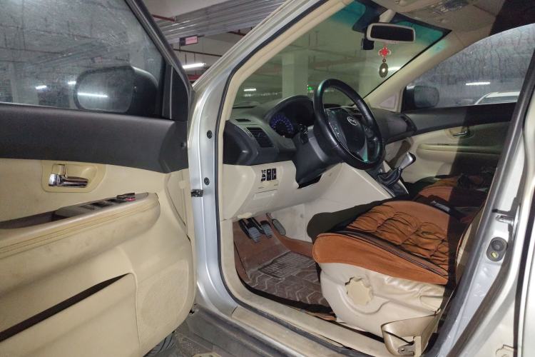 Used BYD S6 2011 2.0L Manual Luxury Version