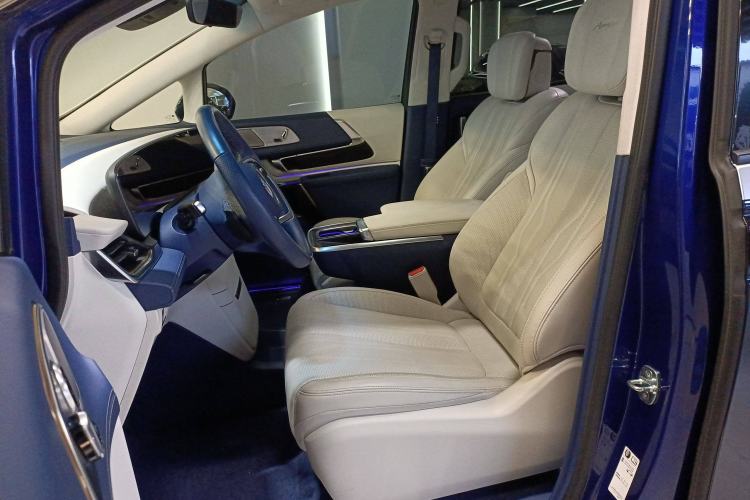 Used Buick Century 2023 2.0T Six-Seater Yinshi Edition