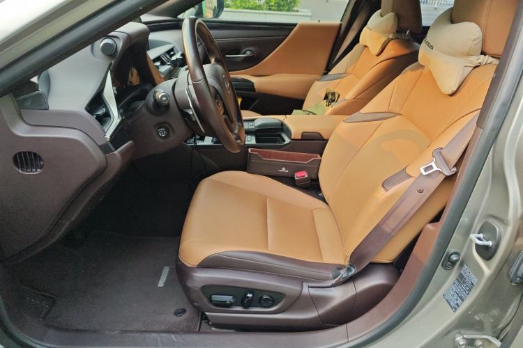 Used Lexus ES 2020 200 Excellence Edition