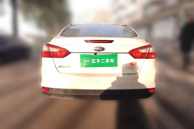 Used Ford Focus 2012 Sedan 1.6L Manual Fashion Edition