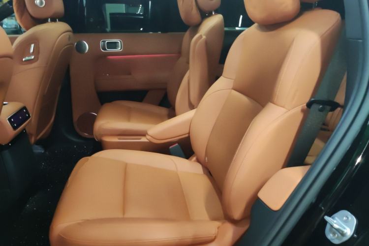 Used Li Auto L8 2024 Max Left Rear Seat