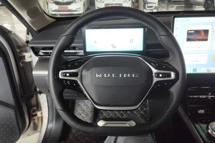 Used Wuling Xingguang 2024 Co-Creation Edition 510 Advanced Model