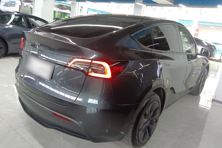 Used Tesla Model Y 2024 Rear-Wheel-Drive Version