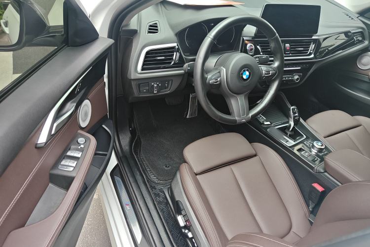 Used BMW 1 Series 2023 120i M Sport Night Edition Driver Seat