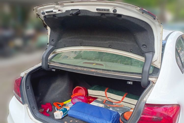 Used Honda Civic 2014 1.8L automatic comfort version Trunk