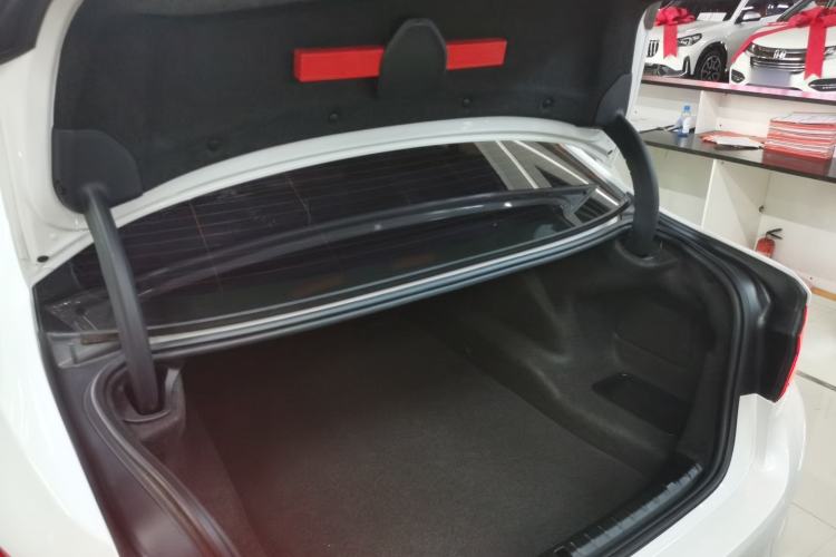 Used BMW 5 Series 2019 525Li Luxury Package
