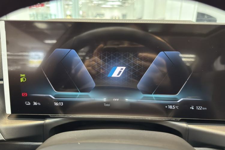 Used BMW i3 2024 eDrive 35 L
