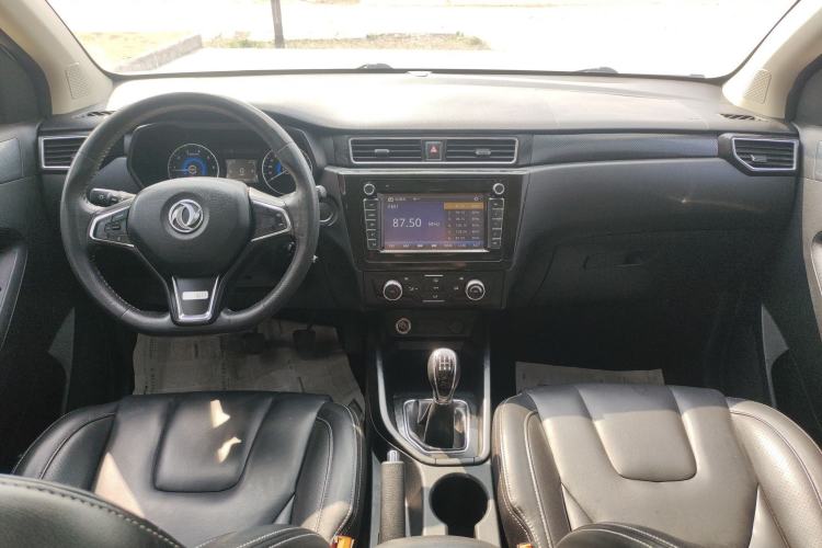 Used Dongfeng Fengon 580 2016 1.8L Manual Comfort Model
