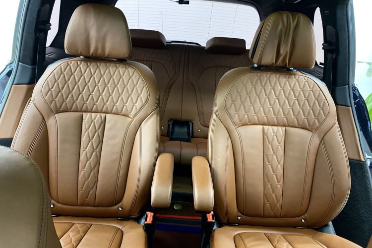 Used BMW X7 2022 xDrive40i Luxury M Sport Package