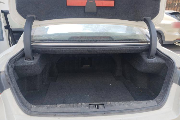 Used Geely Auto Emgrand GT 2015 1.8T Flagship Model