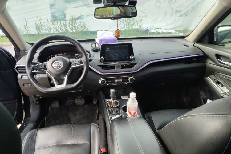 Used Nissan Teana 2019 2.0L XL Upper SmartDrive Version Center Console