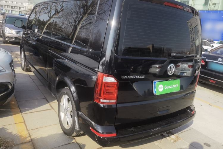 Used Volkswagen Caravelle 2018 2.0 TSI 4x4 Luxury Edition 8 Seats