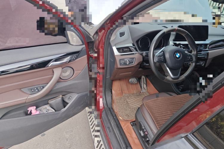 Used BMW X1 2020 sDrive25Li Leading Model
