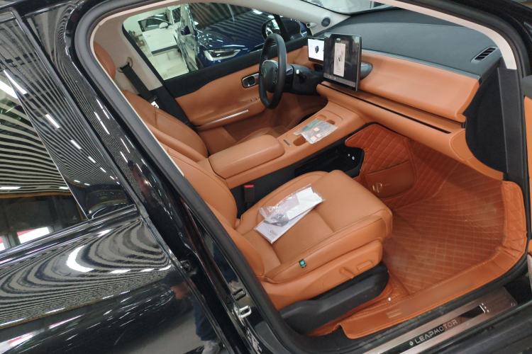 Used Leapmotor C16 2024 Range-Extended 200 Luxury Edition