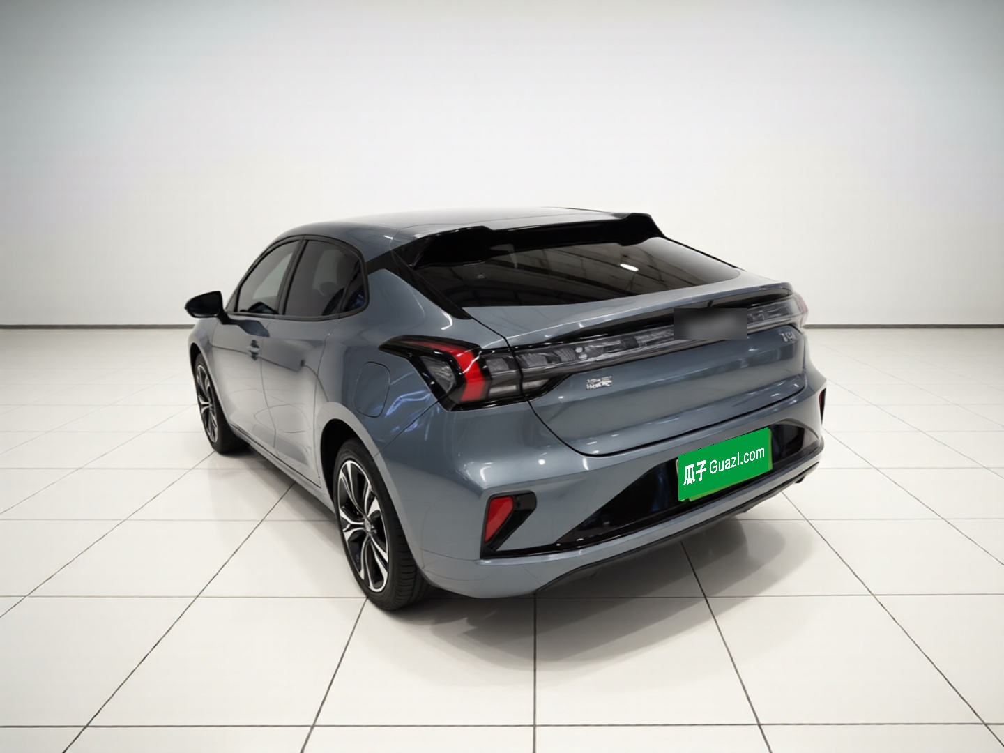 Zeekr 001 2025 YOU Edition 100 kWh All-Wheel Drive — снимка 4