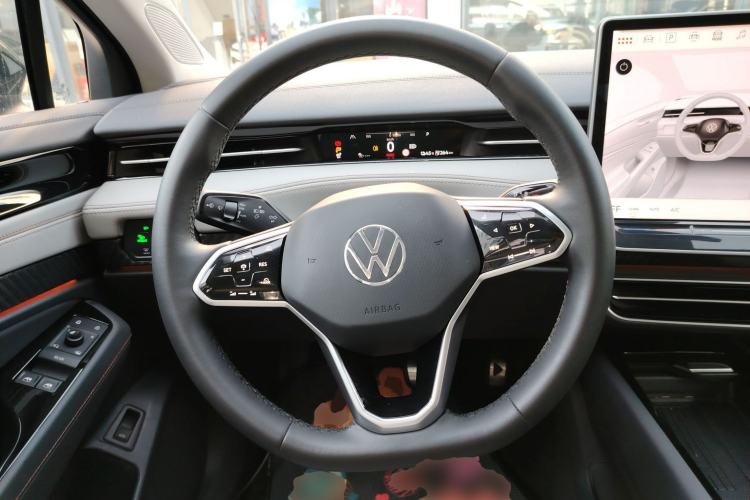 Used Volkswagen ID.7 VIZZION 2024 AIR model