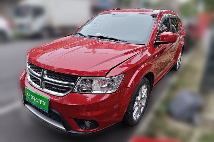 Used Dodge Journey 2013 2.4L Two-Wheel Drive Luxury Version