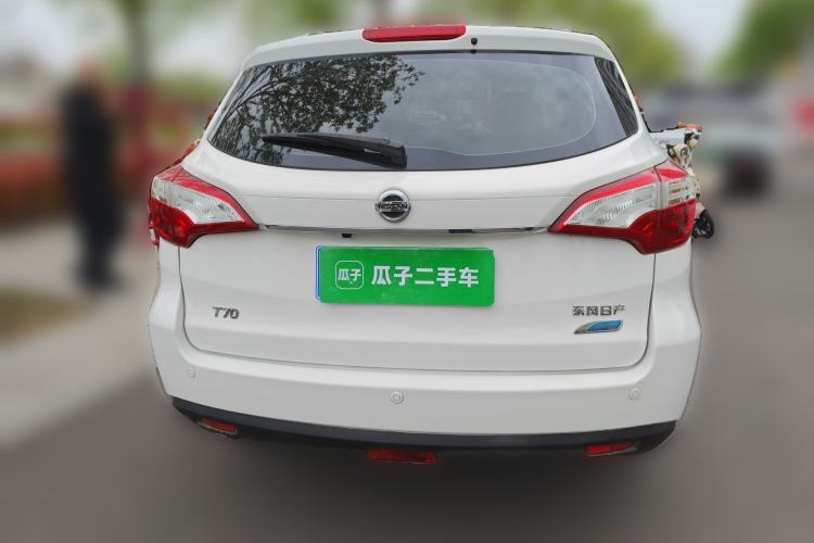 Used Venucia T70 2015 2.0L CVT Smart Choice Edition Rear