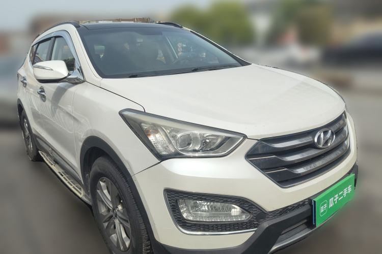 Used Hyundai Santa Fe 2013 2.4L Automatic Two-Wheel Drive Smart Version
