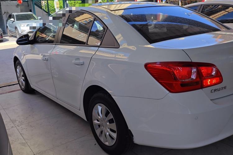 Used Chevrolet Cruze 2015 1.5L Classic SL MT