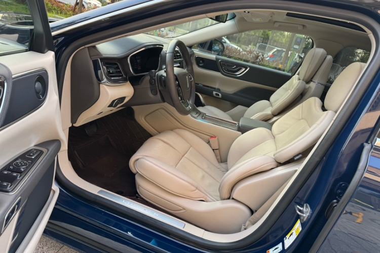 Used Lincoln Continental 2019 2.0T Two-Wheel Drive Prestige Version China VI Standard