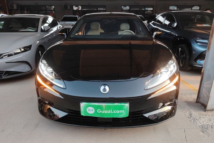 Used Denza Z9 2024 1100 km Four-Wheel Drive Max Version