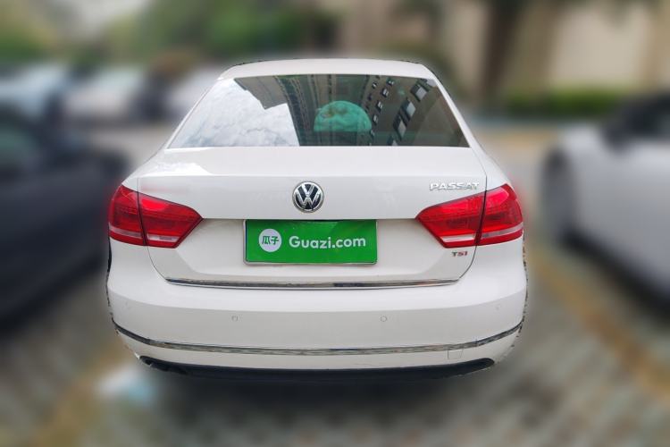 Used Volkswagen Passat 2014 1.8TSI DSG Prestige Navigation Edition