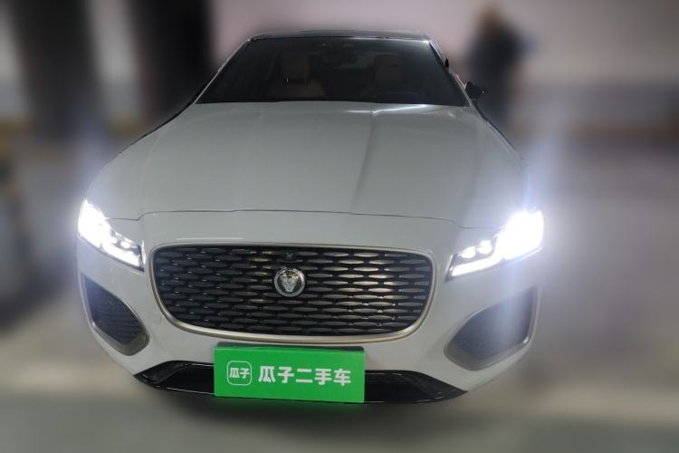 Used Jaguar XFL 2024 2.0T P300 Four-Wheel Drive Flagship Sport Gold Edition