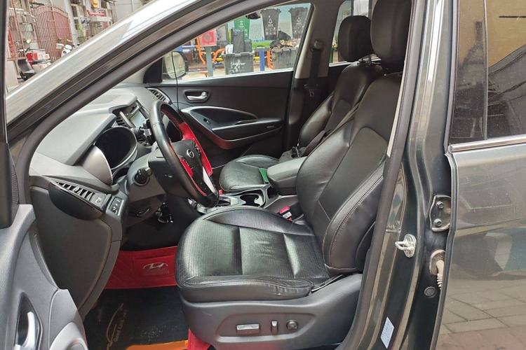 Used Hyundai Grand SantaFe 2013 2.2T 7-Seater Four-Wheel-Drive Comfort Edition
