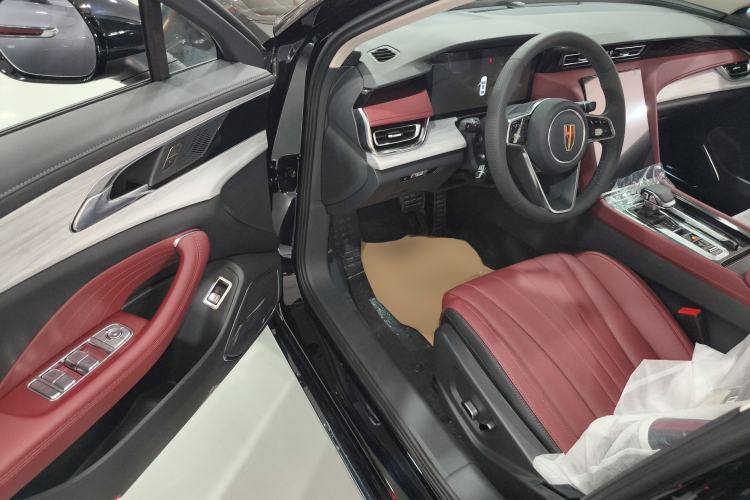 Used Hongqi H5 PHEV 2025 130 Super Hybrid Version
