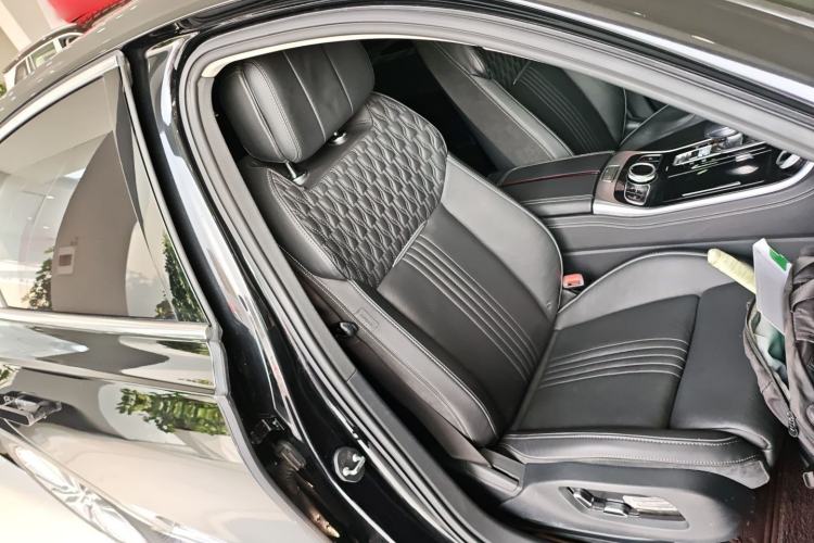 Used Hongqi H9 2020 2.0T Smart Connect Flagship Edition
